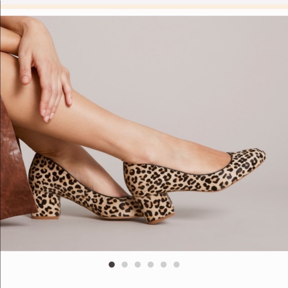 Leopard calf hair pumps